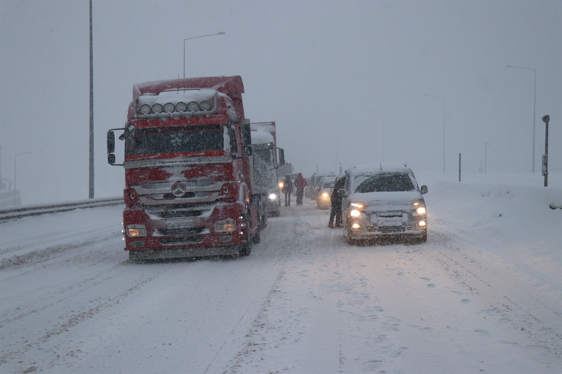 TEM’de trafik Bolu Tüneli’nden Düzce’ye ulaştı