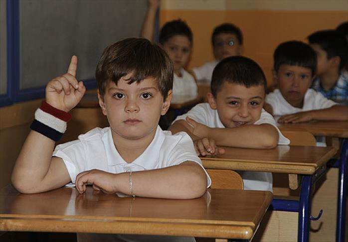 Yarı yıl tatili ne zaman bitecek 15 tatil uzatıldı mı Milli Eğitim Bakanı Mahmut Özerden açıklama geldi Yarı yıl tatili ne zaman bitecek 15 tatil uzatıldı mı Milli Eğitim Bakanı Mahmut Özerden açıklama geldi