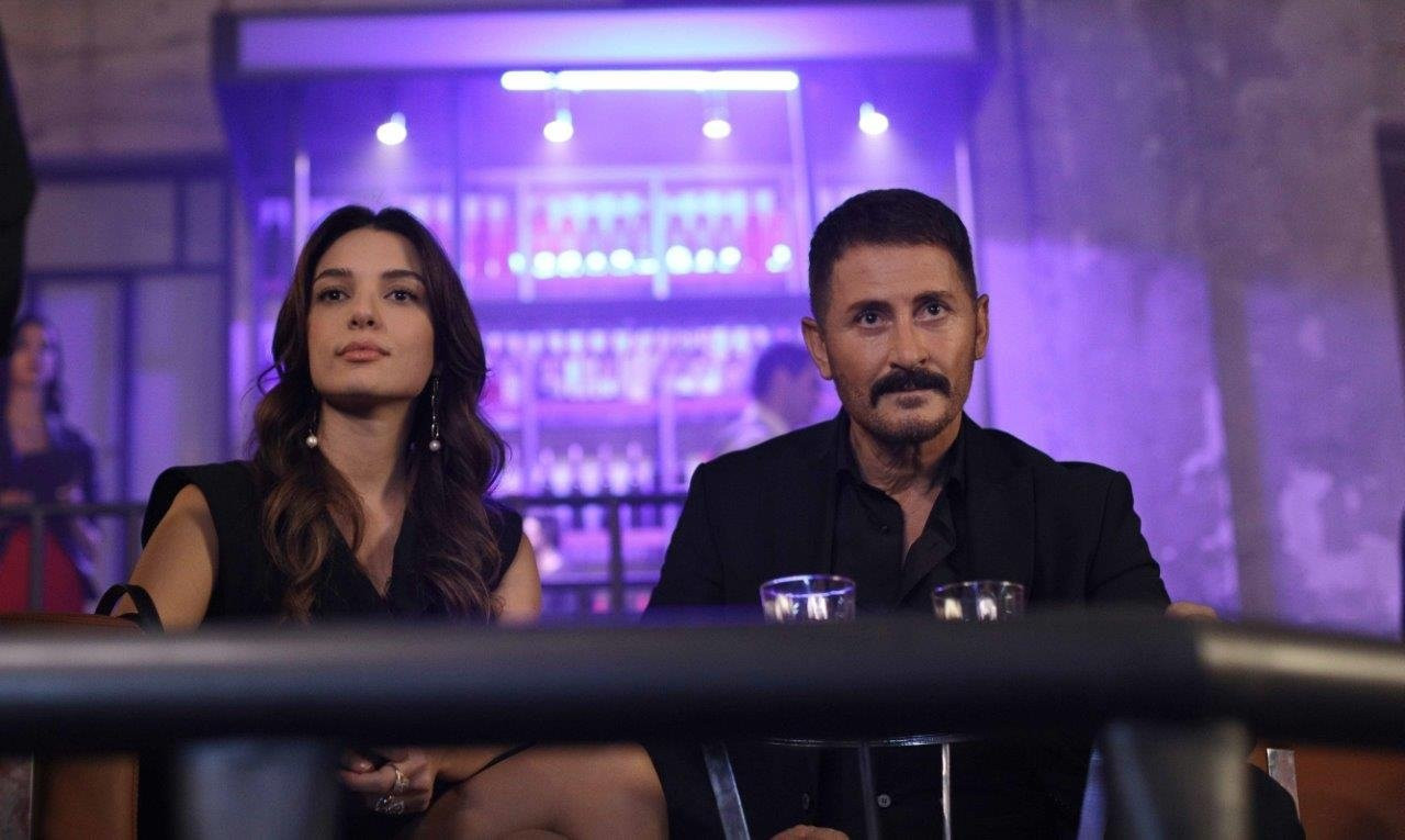 YALNIZ KURT OYUNCULARI