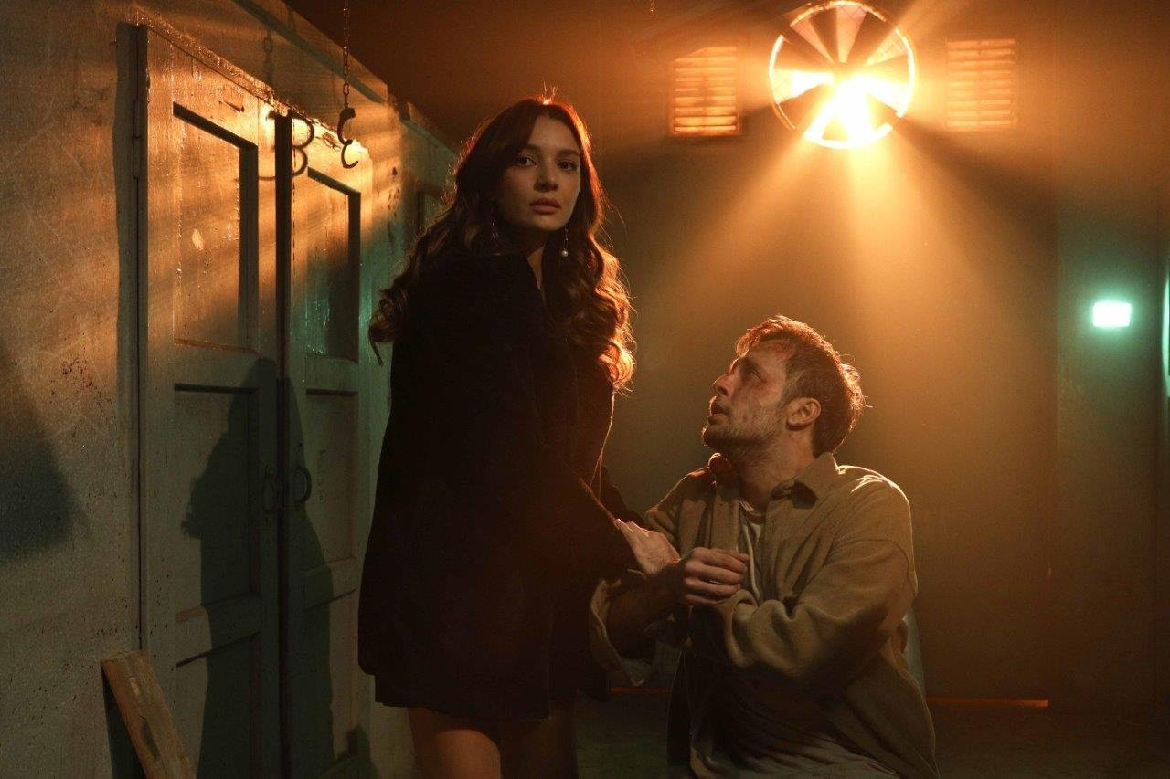 Yalnız Kurt oyuncuları kimler, konusu nedir Yalnız Kurt dizisi oyuncuları ve konusu hakkında merak edilenler