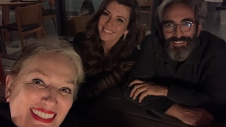 SUZAN KARDEŞ DİZİLERİ VE FİLMLERİ SUZAN KARDEŞ DİZİLERİ VE FİLMLERİ