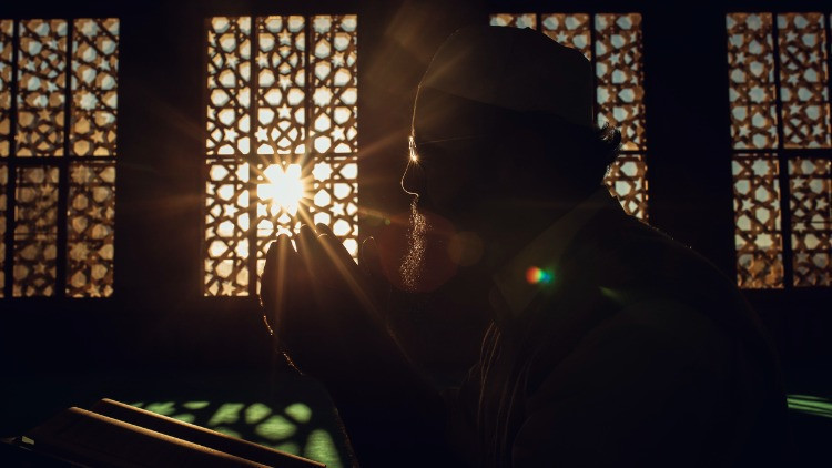 ORUCA NE ZAMAN NİYET EDİLİR