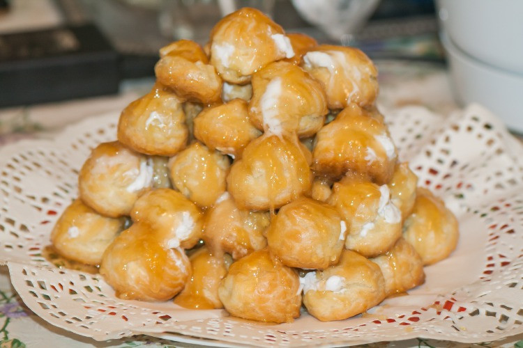 Karamelli profiterol tarifi