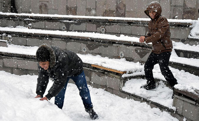 Kocaelide yarın okullar tatil mi, 10-11 Mart kar tatili var mı Kocaeli Valiliğinden son dakika duyuru Kocaelide yarın okullar tatil mi, 10-11 Mart kar tatili var mı Kocaeli Valiliğinden son dakika duyuru