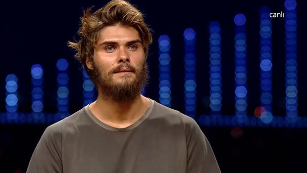 Survivordan kim elendi Konseyde diskalifiye şoku... Barış mı, Elif mi diskalifiye oldu Acun Ilıcalı Üzücü bir haberim var diyerek duyurdu Survivordan kim elendi Konseyde diskalifiye şoku... Barış mı, Elif mi diskalifiye oldu Acun Ilıcalı Üzücü bir haberim var diyerek duyurdu