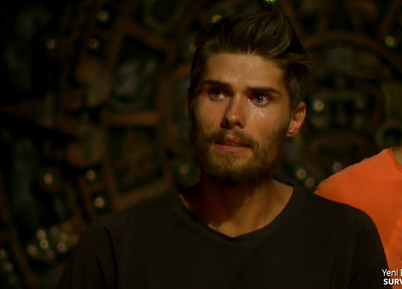 Survivordan kim elendi Konseyde diskalifiye şoku... Barış mı, Elif mi diskalifiye oldu Acun Ilıcalı Üzücü bir haberim var diyerek duyurdu Survivordan kim elendi Konseyde diskalifiye şoku... Barış mı, Elif mi diskalifiye oldu Acun Ilıcalı Üzücü bir haberim var diyerek duyurdu