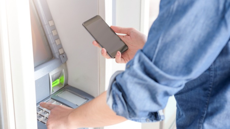 Cumartesi EFT olur mu, gider mi Hafta sonu EFT bilgileri