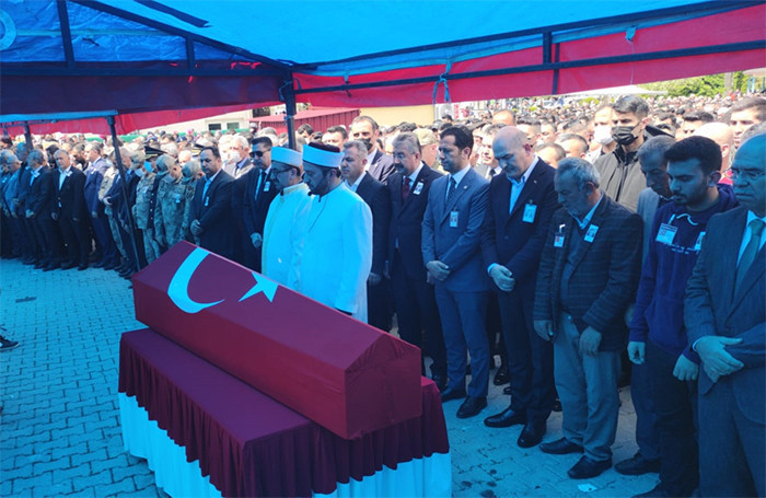 Şehit Uzman Çavuş Yusuf Avan, son yolculuğuna uğurlandı.