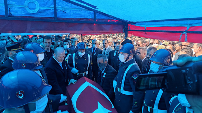 Şehit Uzman Çavuş Yusuf Avan, son yolculuğuna uğurlandı.