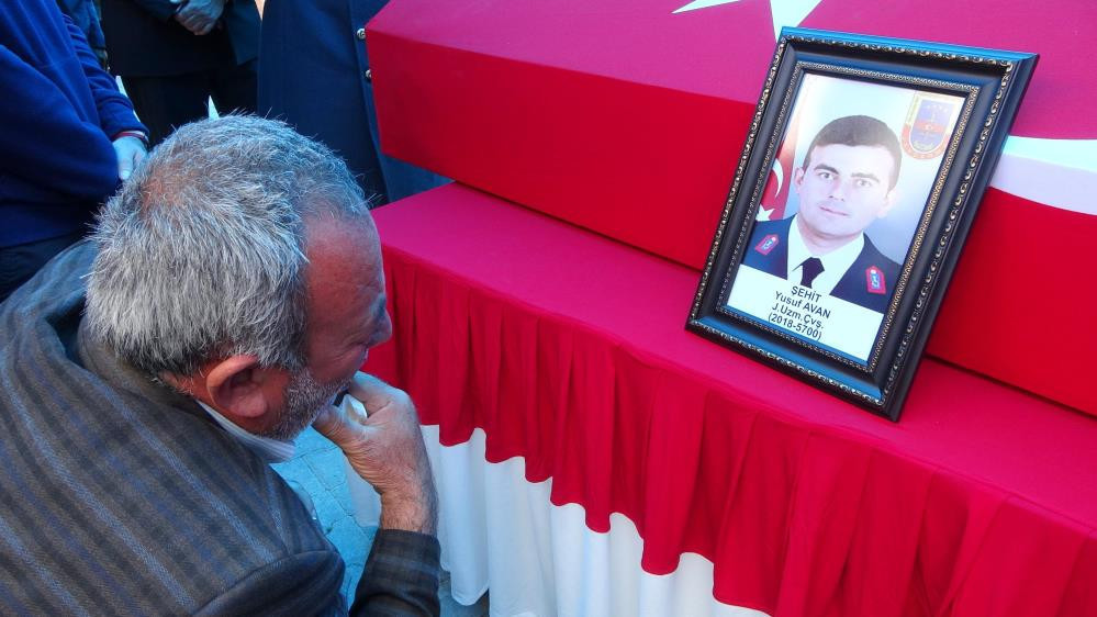 Şehit Uzman Çavuş Yusuf Avan, son yolculuğuna uğurlandı.