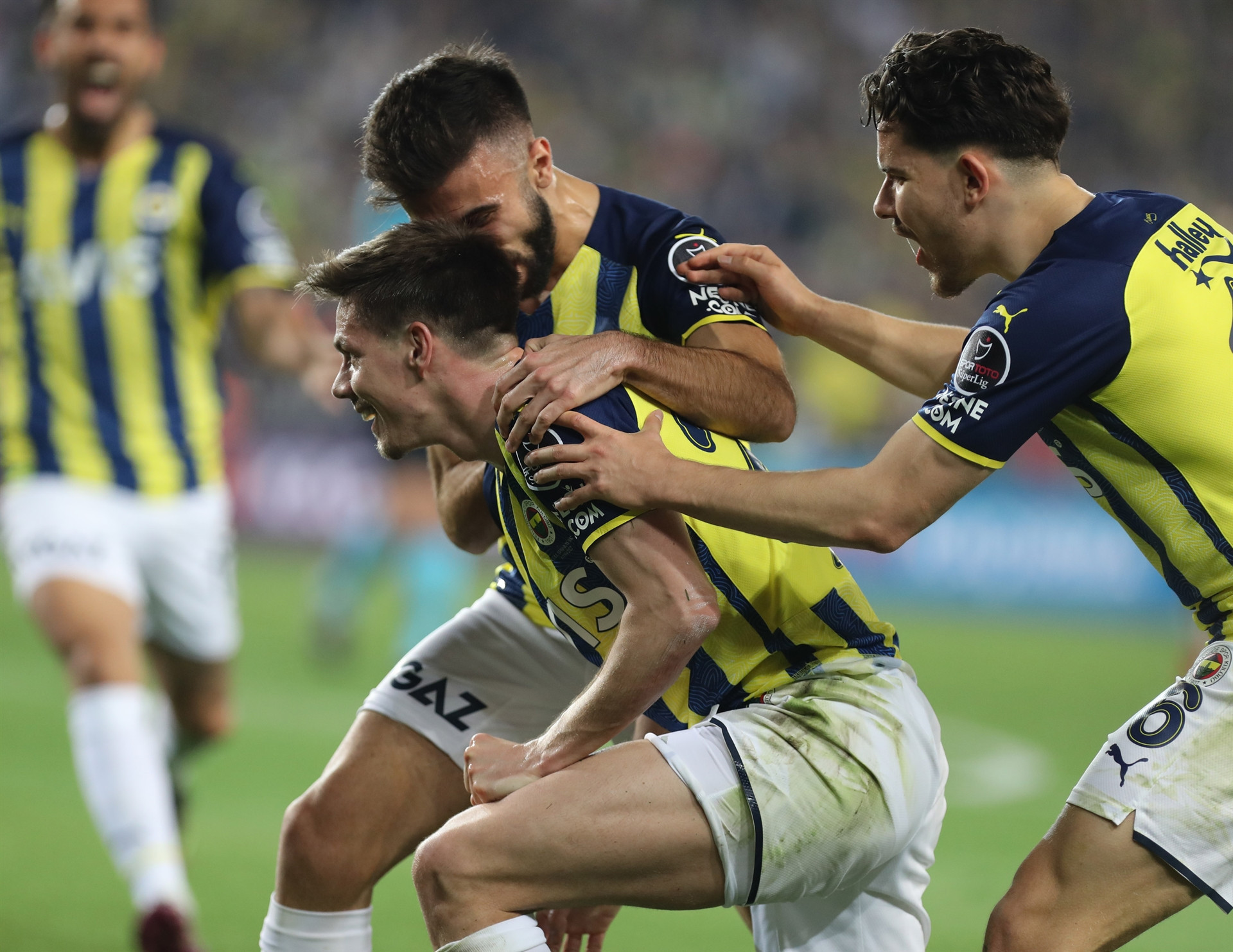 Fenerbahçe-Galatasaray maçından en özel fotoğraflar