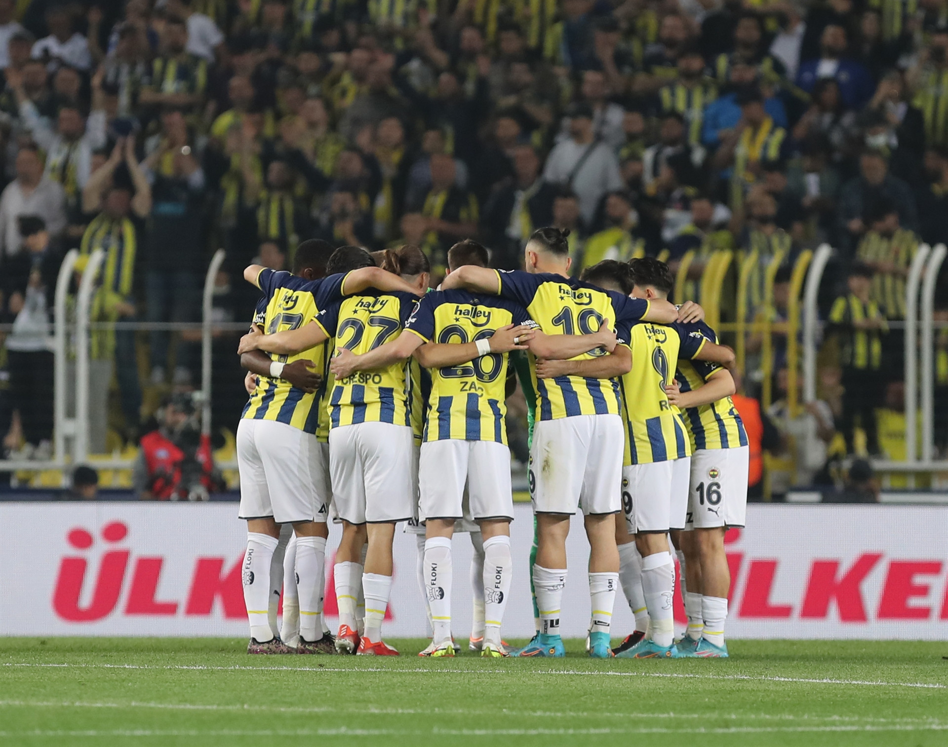 Fenerbahçe-Galatasaray maçından en özel fotoğraflar