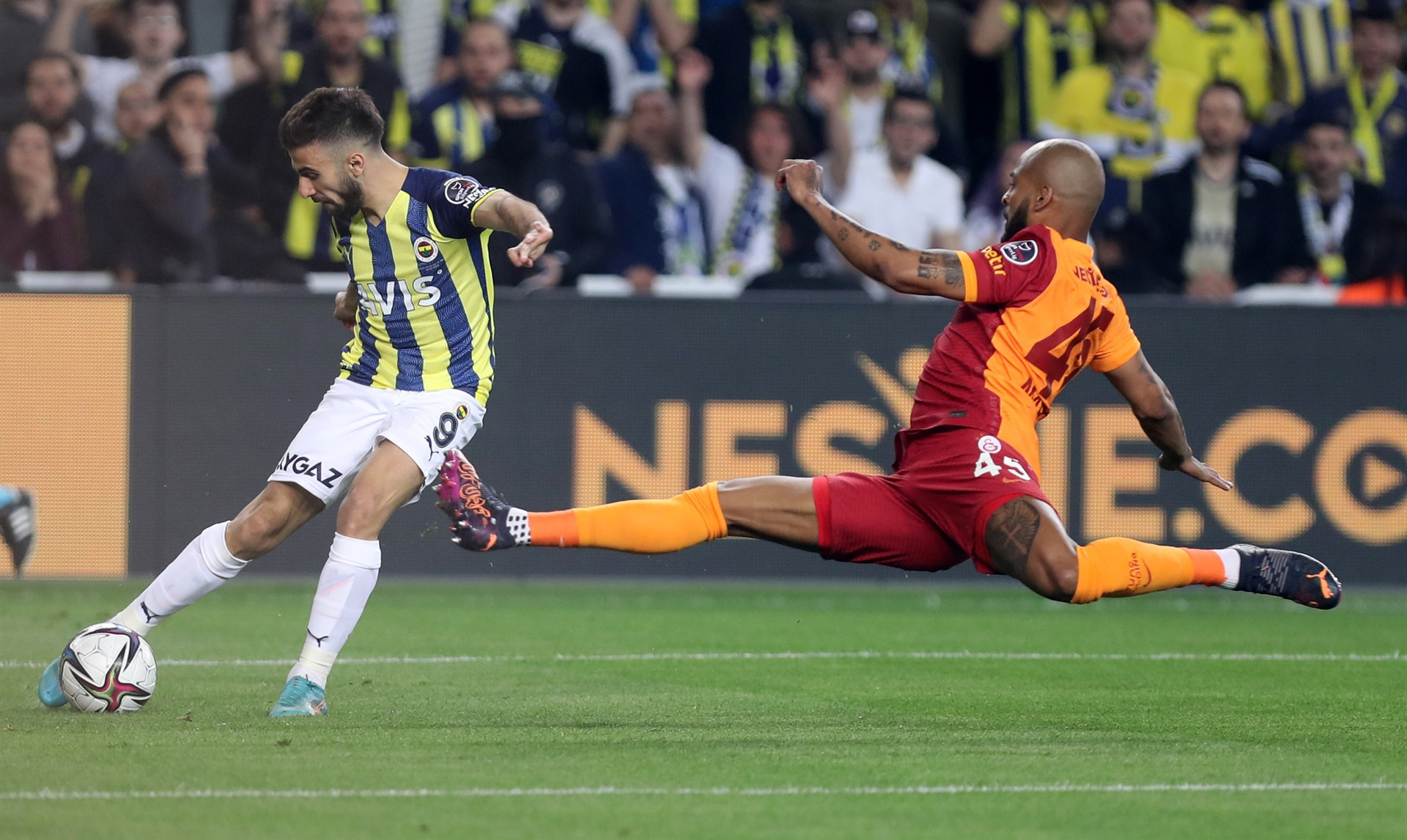 Fenerbahçe-Galatasaray maçından en özel fotoğraflar