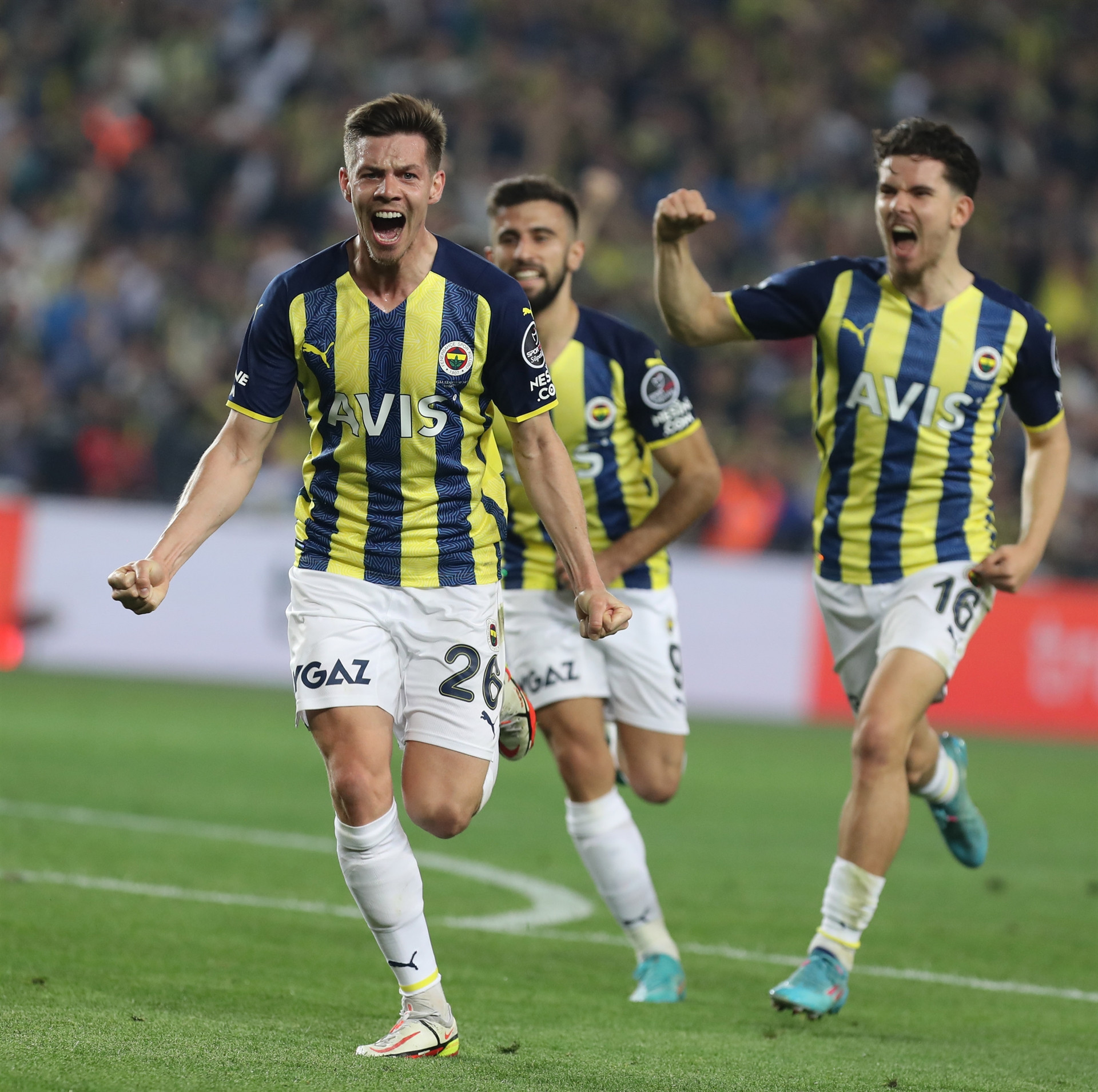 Fenerbahçe-Galatasaray maçından en özel fotoğraflar
