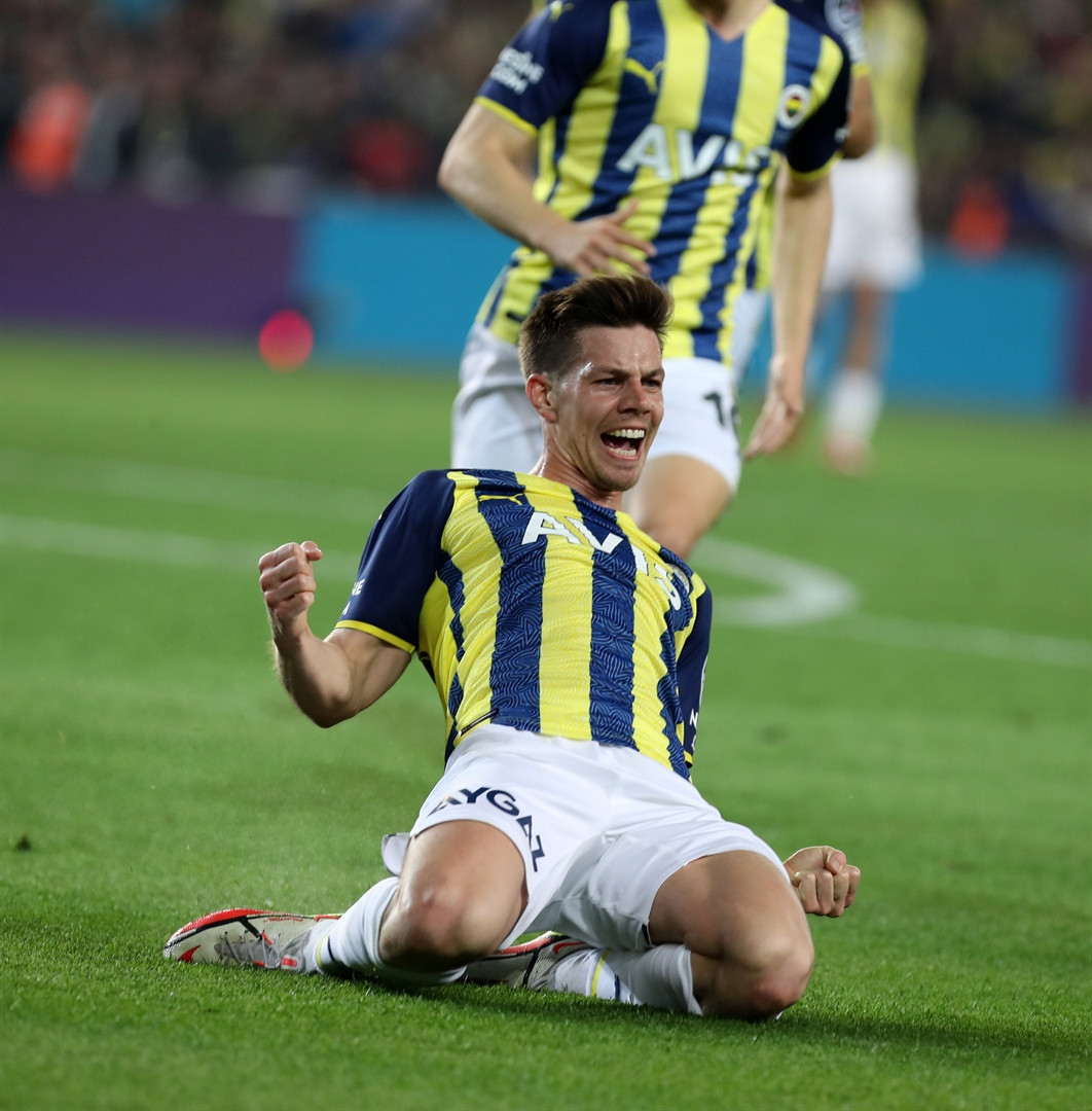 Fenerbahçe-Galatasaray maçından en özel fotoğraflar