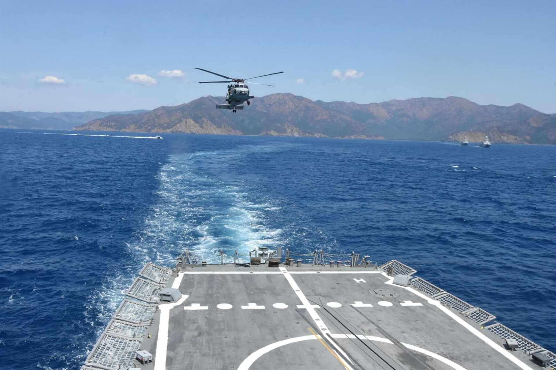 Mavi Vatan Tatbikatında nefes kesen kareler