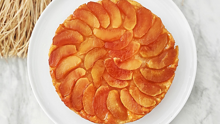 Tarte tatin (Altüst kek) tarifi