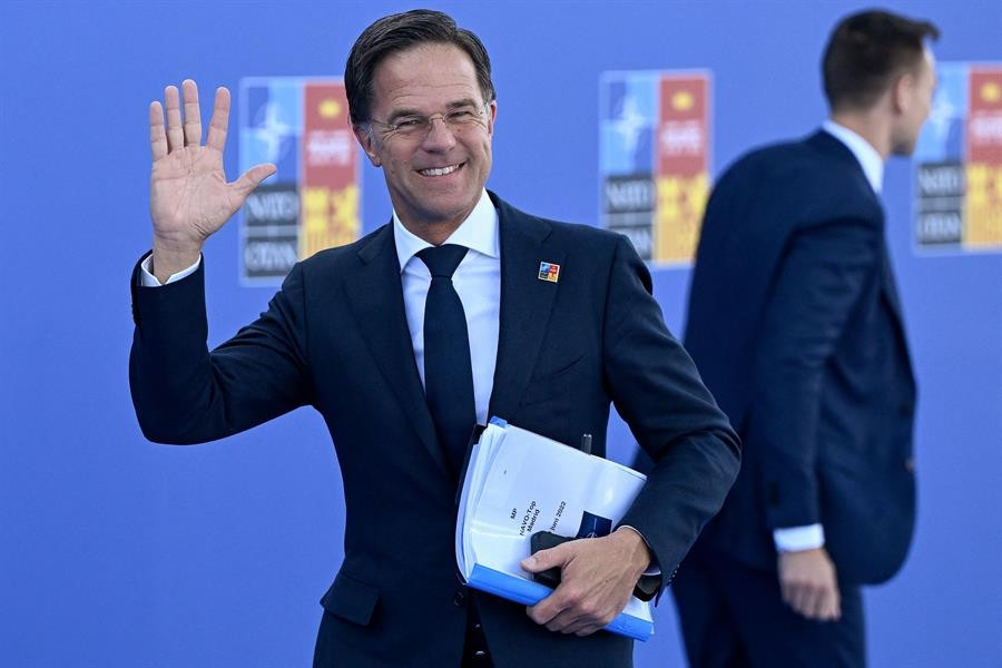 NATO Liderler Zirvesinde son gün... Liderlerden çarpıcı kareler