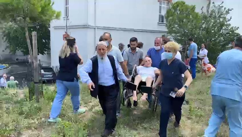 Balıklı Rum Hastanesinde yangın Hastalar tahliye edildi