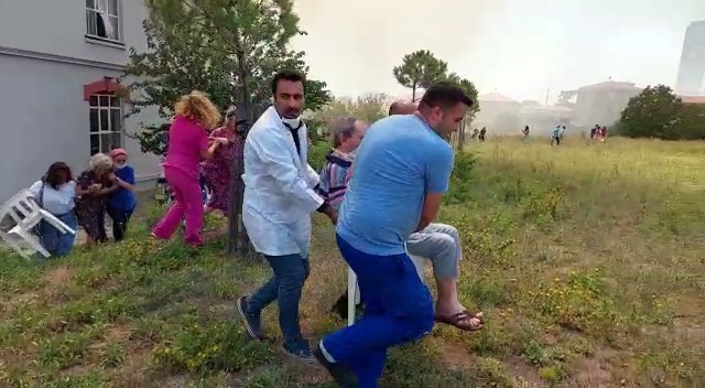 Balıklı Rum Hastanesinde yangın Hastalar tahliye edildi