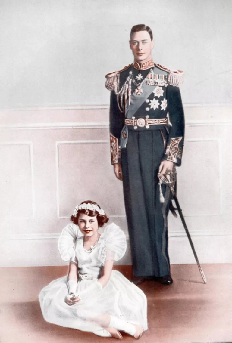 Kraliçe Elizabeth kimdir, kaç yaşında, neden öldü İngiltere Kraliçesi 2. Elizabethin hayatı, biyografisi ve gençliği hakkında tüm detaylar Kraliçe Elizabeth kimdir, kaç yaşında, neden öldü İngiltere Kraliçesi 2. Elizabethin hayatı, biyografisi ve gençliği hakkında tüm detaylar