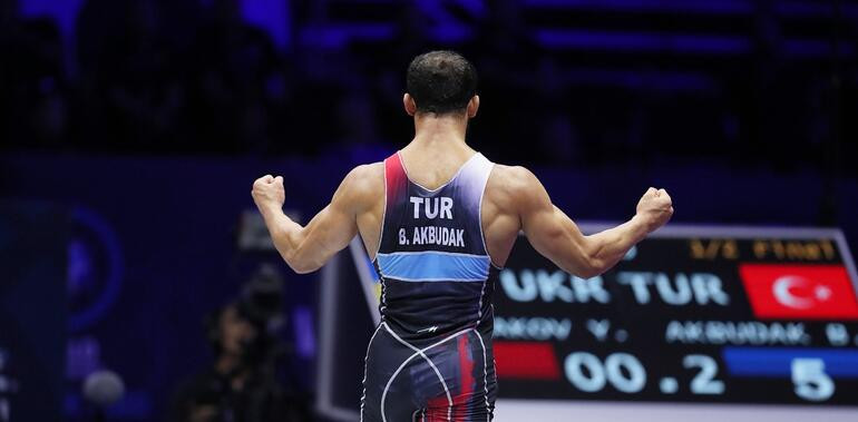 Burhan Akbudak kimdir, kaç yaşında, nereli Dünya şampiyonu olan milli güreşçi Burhan Akbudakın kariyer hayatı Burhan Akbudak kimdir, kaç yaşında, nereli Dünya şampiyonu olan milli güreşçi Burhan Akbudakın kariyer hayatı