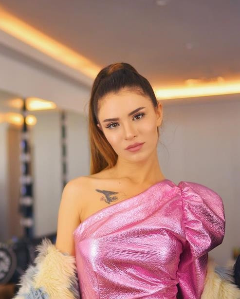 Ücretsiz konserlerde ünlü isimler