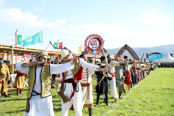 13 DALDA YARIŞACAKLAR 13 DALDA YARIŞACAKLAR