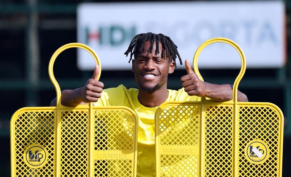 Michy Batshuayi: “Derbide gol atarsam kendimi iyi hissedeceğim” Michy Batshuayi: “Derbide gol atarsam kendimi iyi hissedeceğim”