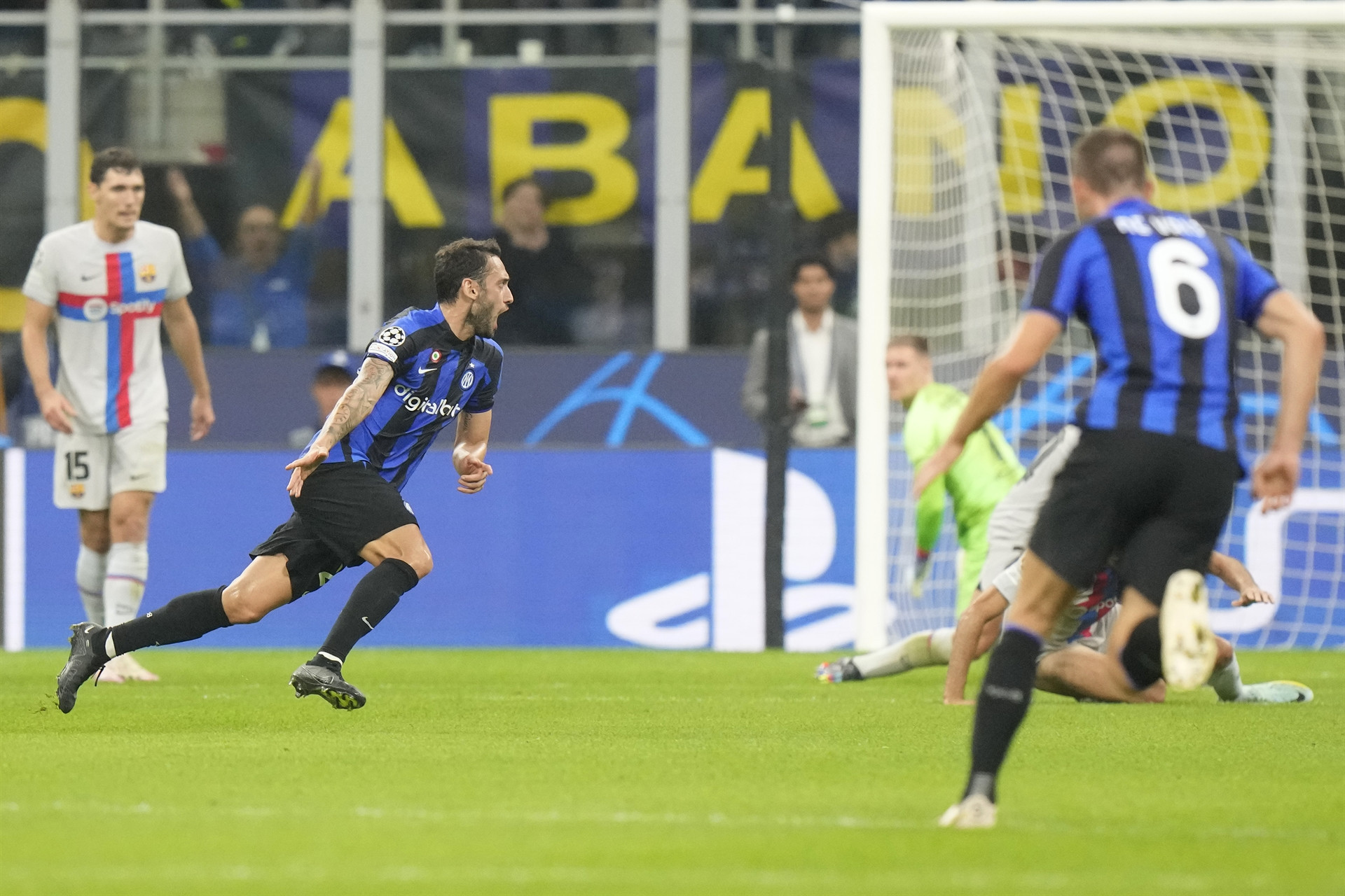 Inter - Barcelona maçından öne çıkan fotoğraflar