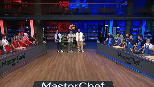 MASTERCHEF ÖDÜL OYUNUNDA ÜST TURA HANGİ TAKIM ÇIKTI