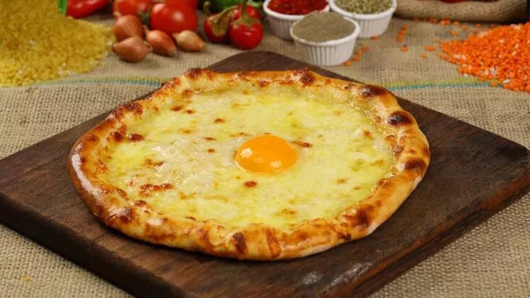 Trabzon yağlı pidesi tarifi: Evde Trabzon yağlı pidesi nasıl yapılır, malzemeleri nelerdir