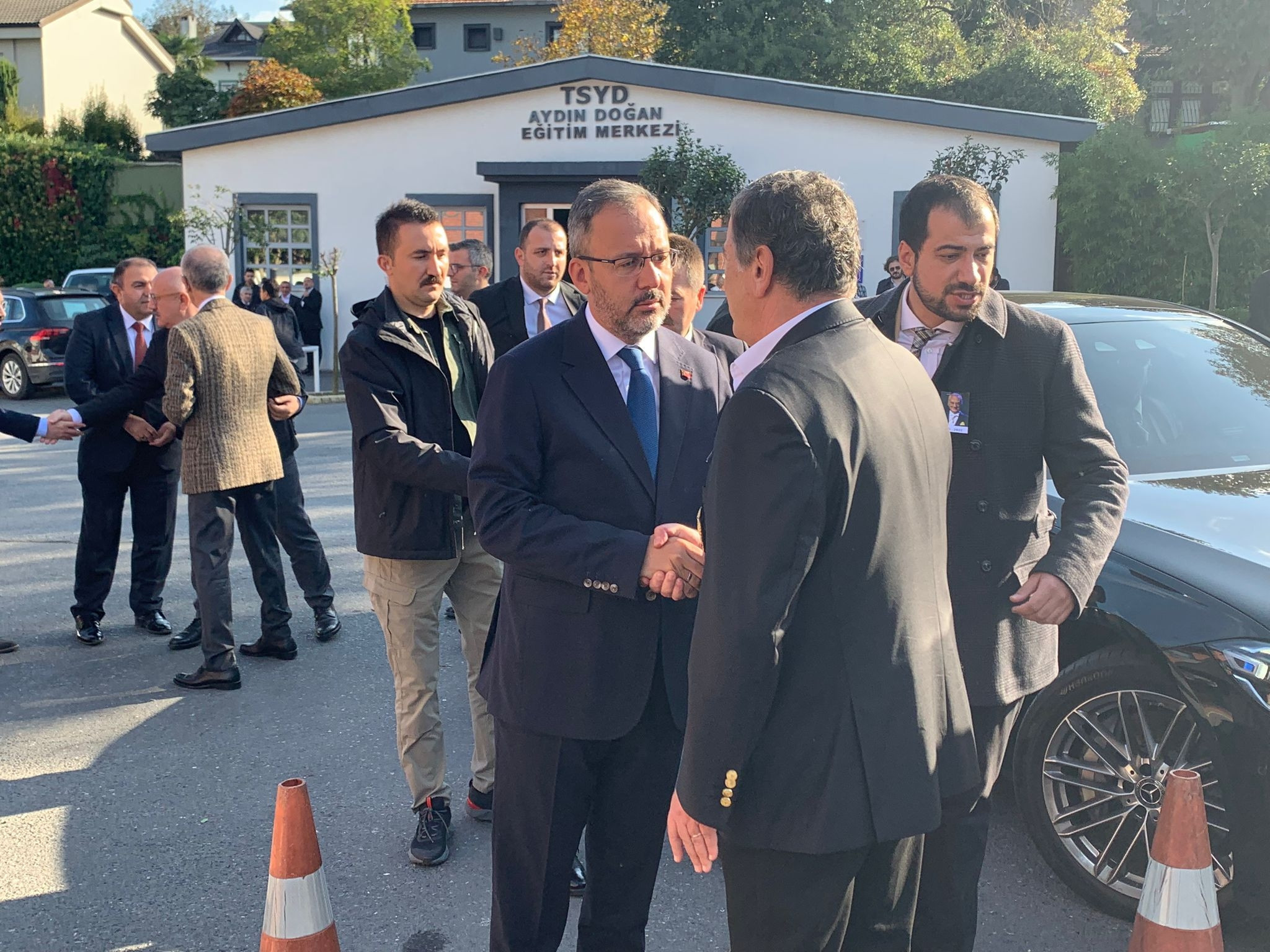 Halit Kıvanç son yolculuğuna uğurlanıyor (Törenden fotoğraflar)