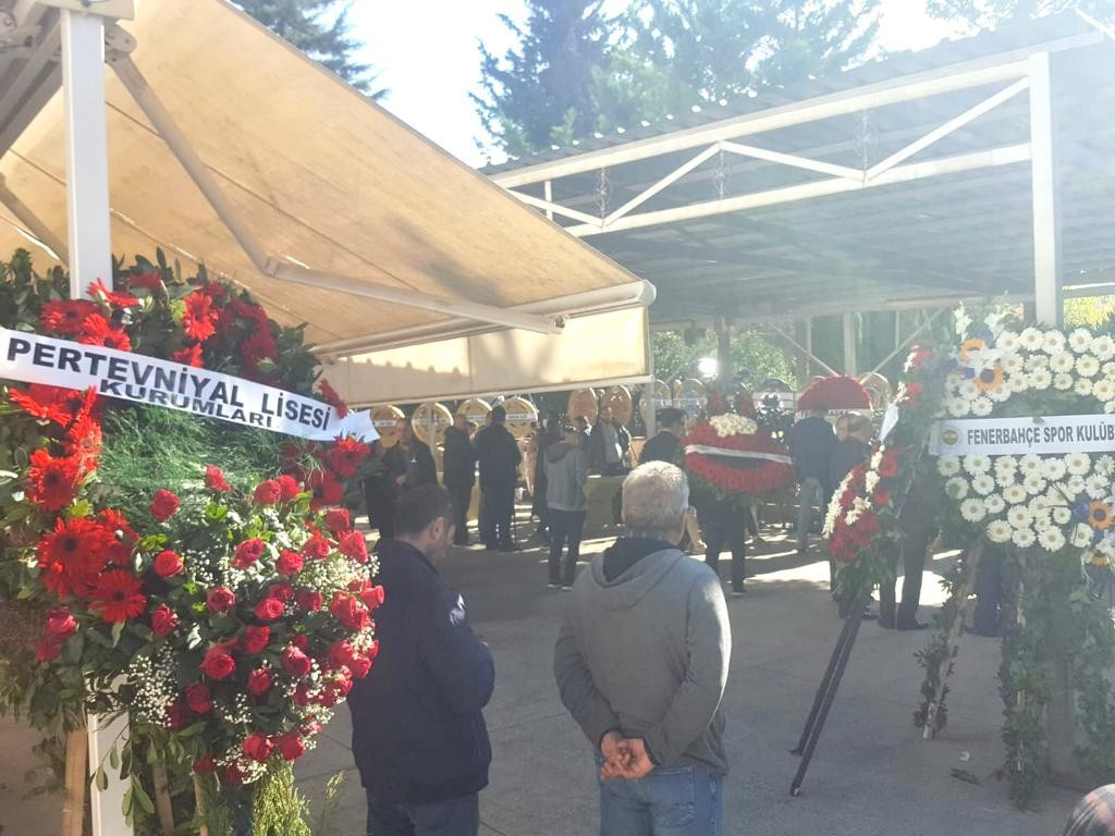 Halit Kıvanç son yolculuğuna uğurlanıyor (Törenden fotoğraflar)