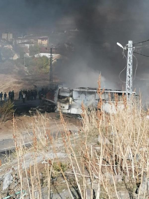 Ağrıda feci kaza İşte olay yerinden fotoğraflar