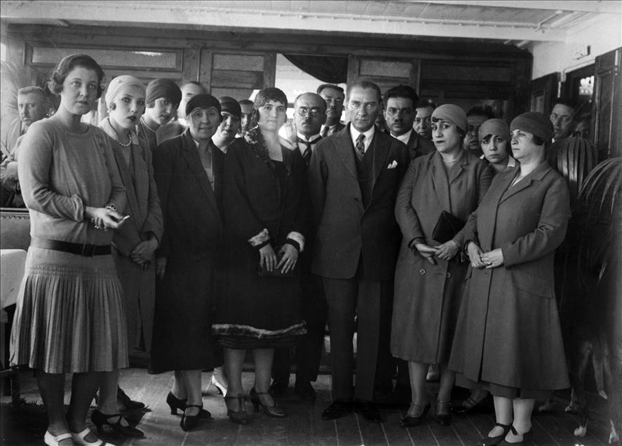 10 KASIM MESAJLARI RESİMLİ (GÖRSEL) 2022 | Atatürk’ü Anma Gününe özel anlamlı, farklı, uzun-kısa duygusal 10 Kasım mesajları ile sözleri
