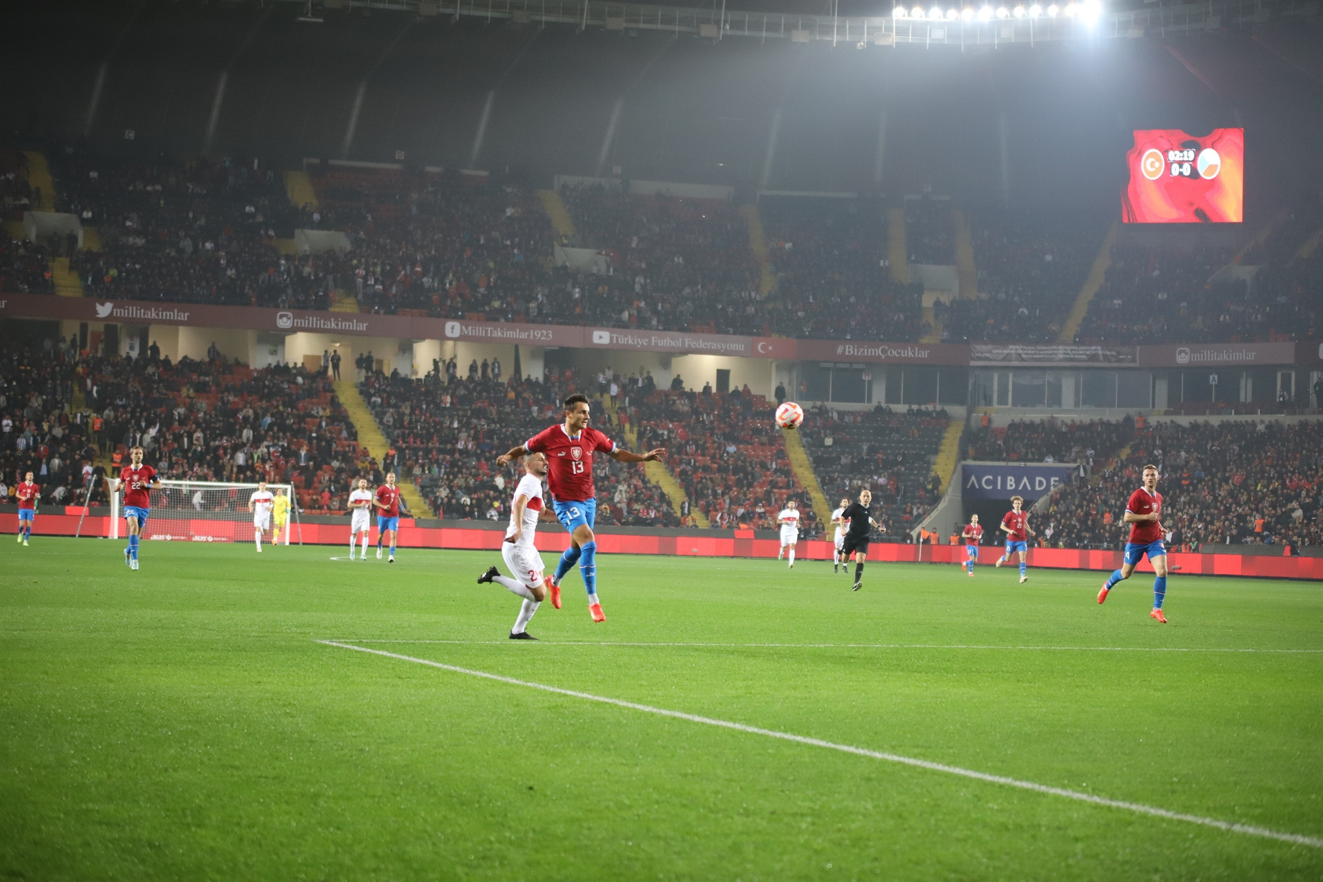 A MİLLİ TAKIM, HAZIRLIK MAÇINDA ÇEKYA İLE KARŞI KARŞIYA GELİYOR. MÜCADELENİN 20 DAKİKASI GOLSÜZ EŞİTLİKLE GEÇİLDİ. (İHA/GAZİANTEP-İHA)A Milli Takım, hazırlık maçında Çekya ile karşı karşıya geliyor. Mücadelenin 20 dakikası golsüz eşitlikle geçildi.