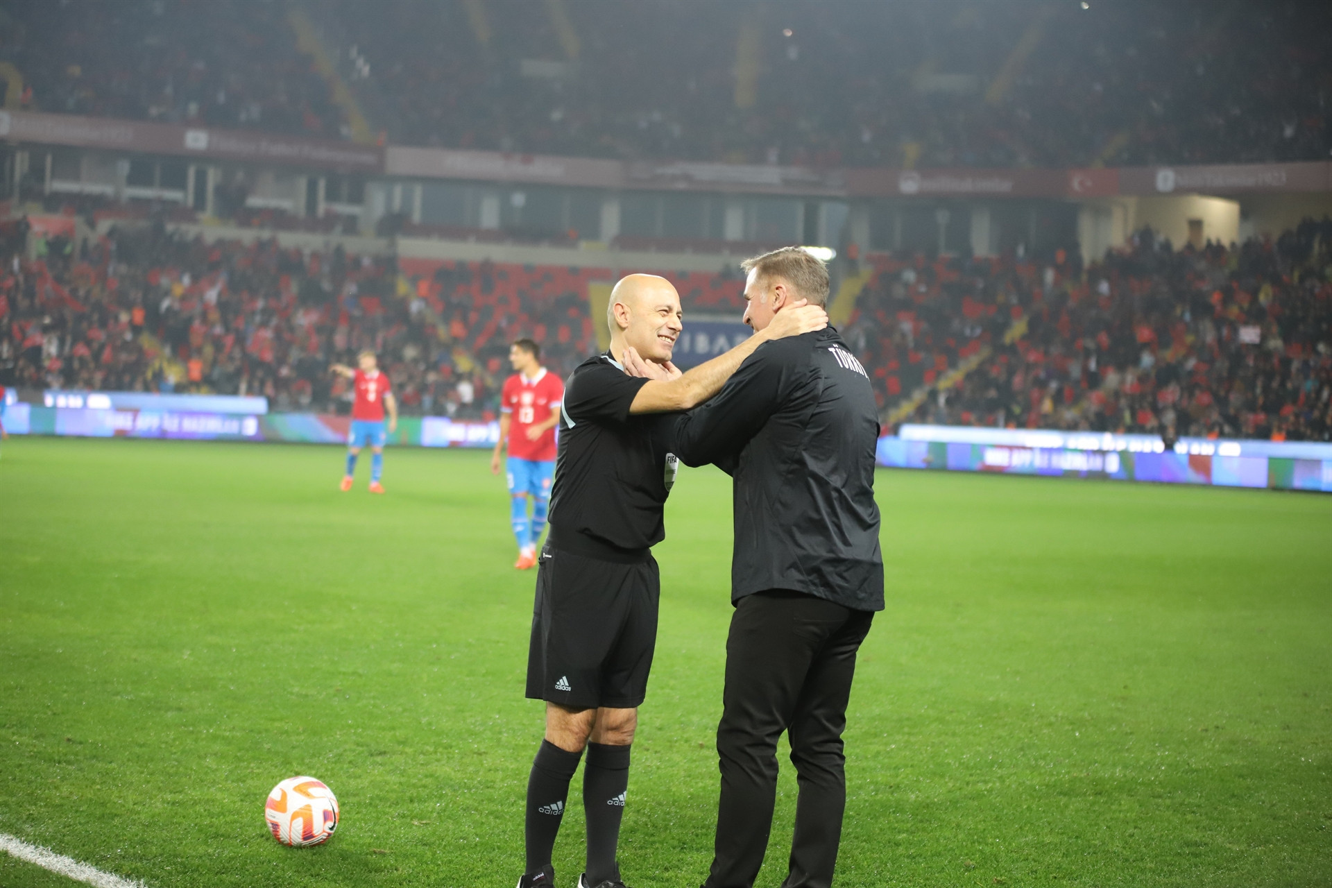 A MİLLİ TAKIM, HAZIRLIK MAÇINDA ÇEKYA İLE KARŞI KARŞIYA GELİYOR. MÜCADELENİN 20 DAKİKASI GOLSÜZ EŞİTLİKLE GEÇİLDİ. (İHA/GAZİANTEP-İHA)A Milli Takım, hazırlık maçında Çekya ile karşı karşıya geliyor. Mücadelenin 20 dakikası golsüz eşitlikle geçildi.