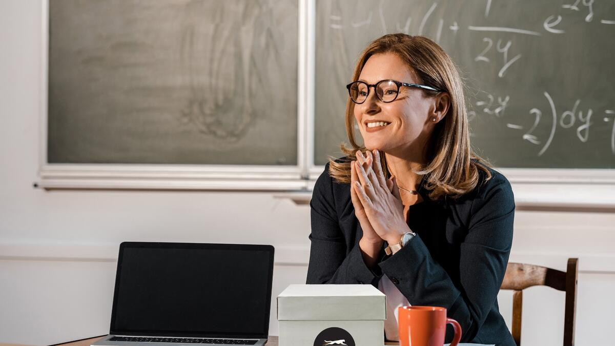 RESİMLİ ÖĞRETMENLER GÜNÜ MESAJLARI VE SÖZLERİ 2024 - TIKLA İNDİR PAYLAŞ: Anlamlı, duygulu, eşe, anneye, babaya, arkadaşa, ablaya, sevgiliye en güzel Öğretmenler Günü mesajları... 24 Kasım Öğretmenler Gününüz kutlu olsun