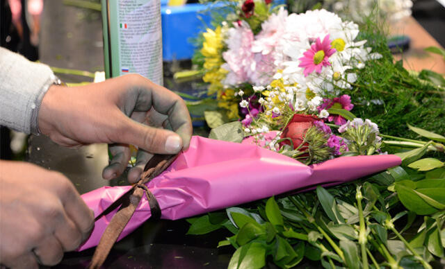 RESİMLİ ÖĞRETMENLER GÜNÜ MESAJLARI VE SÖZLERİ 2024 - TIKLA İNDİR PAYLAŞ: Anlamlı, duygulu, eşe, anneye, babaya, arkadaşa, ablaya, sevgiliye en güzel Öğretmenler Günü mesajları... 24 Kasım Öğretmenler Gününüz kutlu olsun