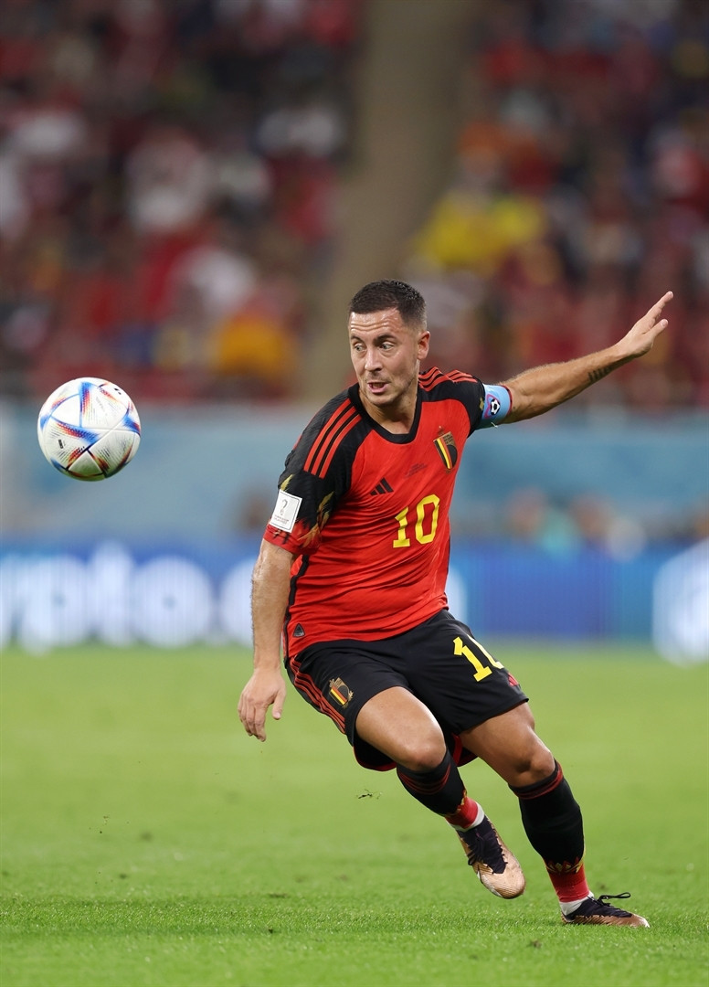 DOHA, QATAR - NOVEMBER 23: Eden Hazard of Belgium controls the ball during the FIFA World Cup Qatar 2022 Group F match between Belgium and Canada at Ahmad Bin Ali Stadium on November 23, 2022 in Doha, Qatar. (Photo by Clive Brunskill/Getty Images)