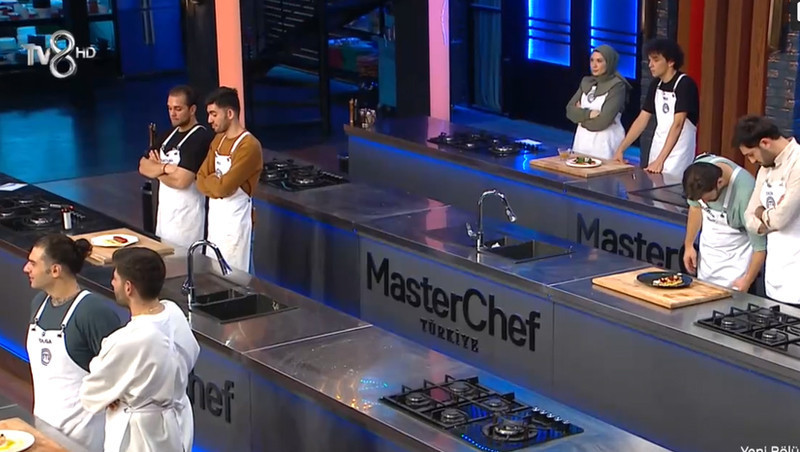 MasterChefte ödülü kim kazandı, dün 50 bin TLyi kim aldı Eski-yeni yarışmacıların düellosunda kazanan belli oldu... İşte 30 Kasım MasterChefte birinci olan isim MasterChefte ödülü kim kazandı, dün 50 bin TLyi kim aldı Eski-yeni yarışmacıların düellosunda kazanan belli oldu... İşte 30 Kasım MasterChefte birinci olan isim