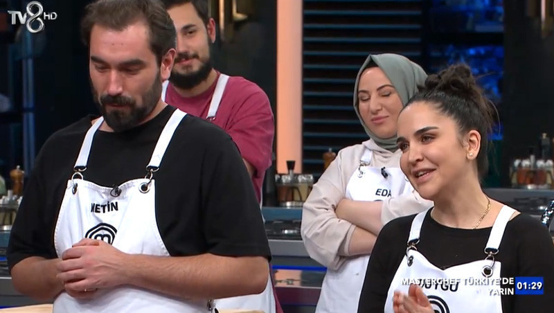 MASTERCHEF KİM KAZANDI MasterChefte ödül oyununu kim aldı 50 bin TLyi kazanan isim şaşırttı İşte 7 Aralık eski yarışmacılar düellosunda MasterChef birincisi olan isim