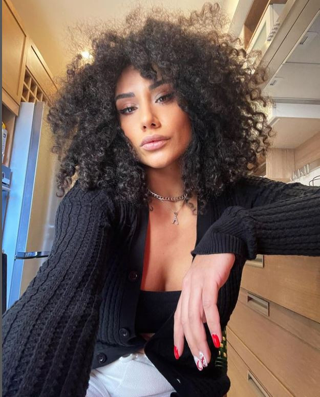 AYSU KESKİNİN OYNADIĞI TAKIMLAR