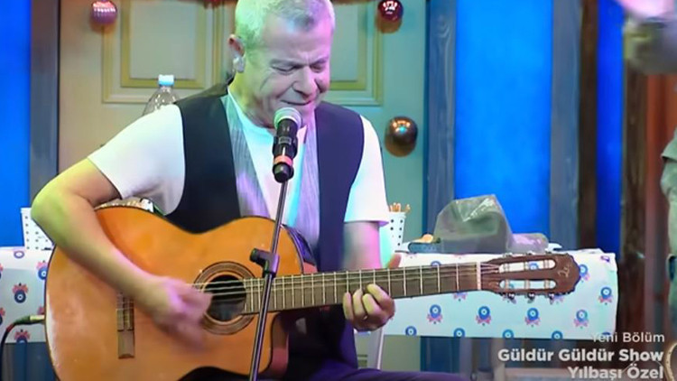 GÜLDÜR GÜLDÜR SHOW YILBAŞI ÖZEL KONUKLARI GÜLDÜR GÜLDÜR SHOW YILBAŞI ÖZEL KONUKLARI