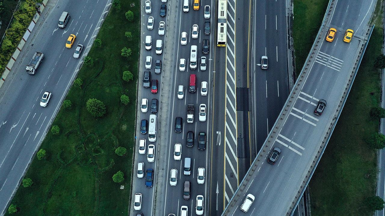 KAPANACAK YOLLAR (ŞİŞLİ, 14.00-Program sonuna kadar)