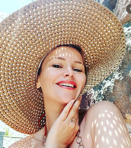 SURVİVOR SEÇKİN PİRİLER KİMDİR Seçkin Piriler kaç yaşında, nereli Survivor 2023 ünlüler kadrosunda yarışan Seçkin Pirilerin hayatı