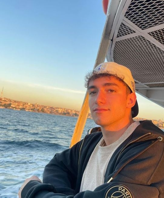 SURVİVOR YİĞİT İNANDI KİMDİR