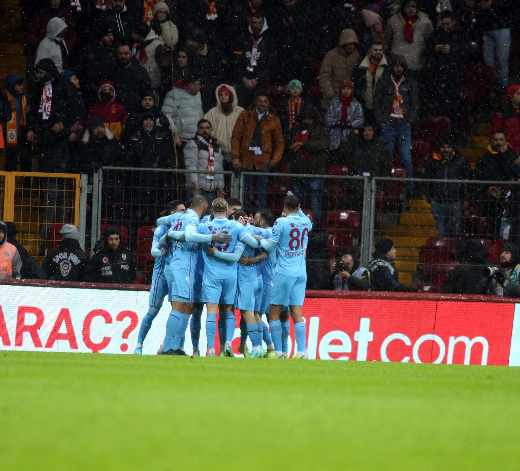 Galatasaray - Trabzonspor maçından en özel fotoğraflar