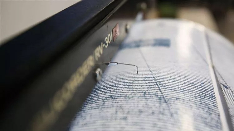 DEPREM SONRASI OKULLAR TATİL Mİ
